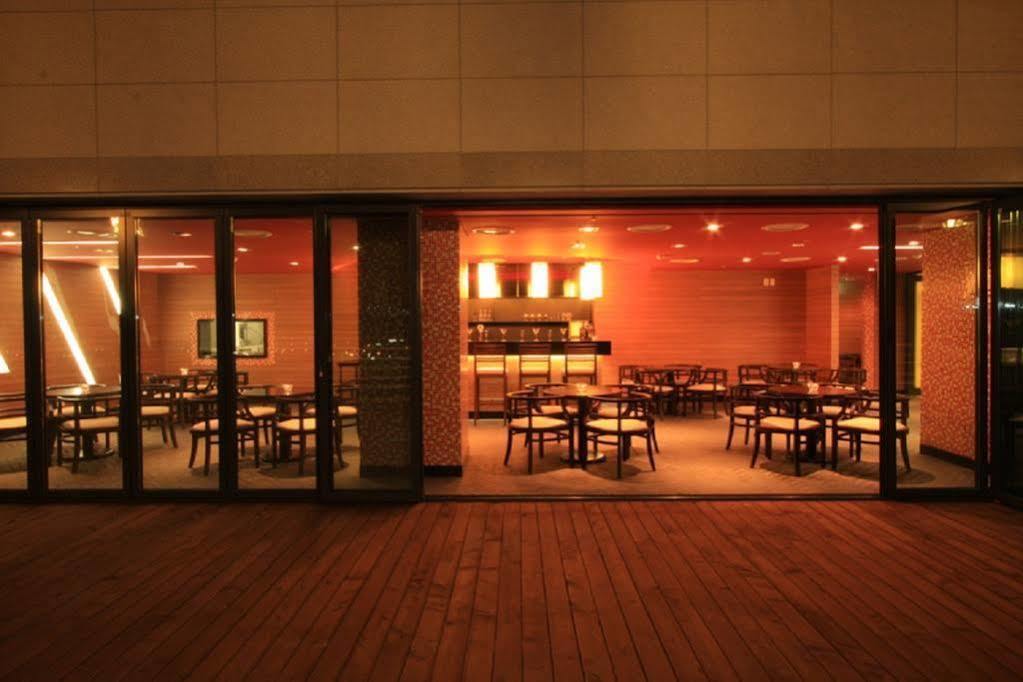 Hotel Riviera Geoje Extérieur photo