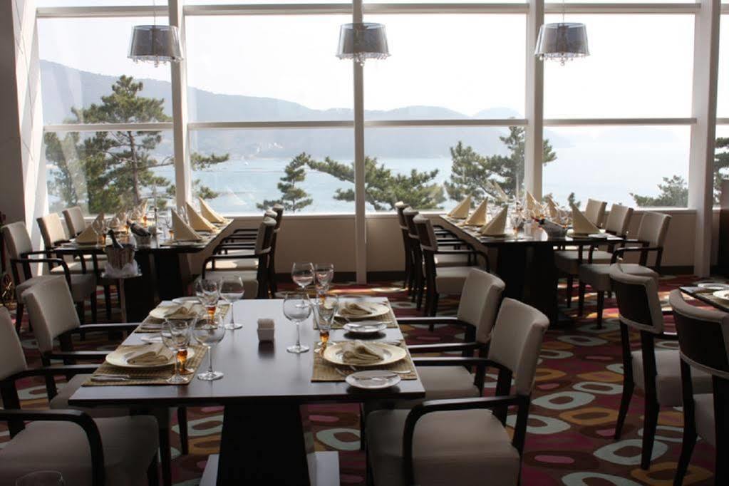 Hotel Riviera Geoje Extérieur photo